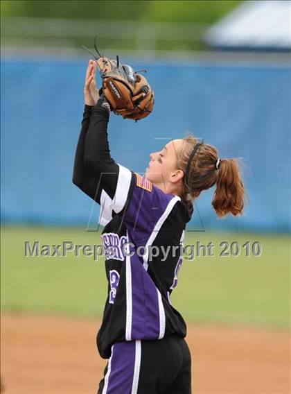 Thumbnail 1 in Grantsburg vs Arcadia (WIAA D3 Sectional Final) photogallery.