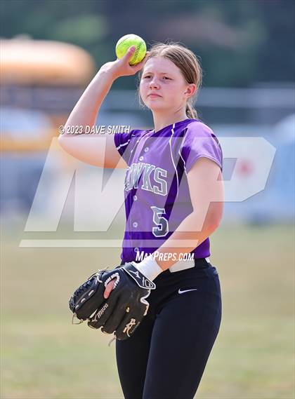 Thumbnail 1 in Edgewood-Colesburg vs Kee (West Delaware Innvitational) photogallery.