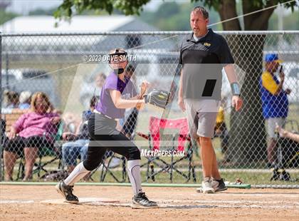 Thumbnail 1 in Edgewood-Colesburg vs Kee (West Delaware Innvitational) photogallery.