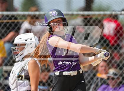Thumbnail 2 in Edgewood-Colesburg vs Kee (West Delaware Innvitational) photogallery.