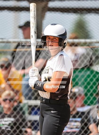 Thumbnail 3 in Edgewood-Colesburg vs Kee (West Delaware Innvitational) photogallery.