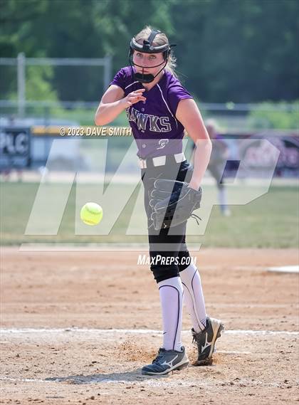 Thumbnail 2 in Edgewood-Colesburg vs Kee (West Delaware Innvitational) photogallery.