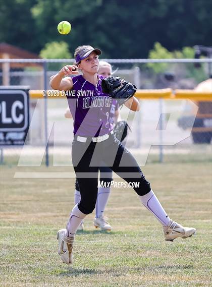 Thumbnail 1 in Edgewood-Colesburg vs Kee (West Delaware Innvitational) photogallery.