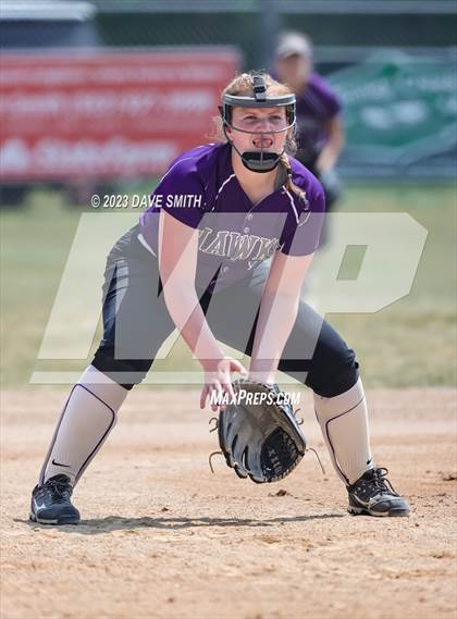Thumbnail 2 in Edgewood-Colesburg vs Kee (West Delaware Innvitational) photogallery.