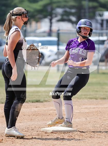 Thumbnail 1 in Edgewood-Colesburg vs Kee (West Delaware Innvitational) photogallery.