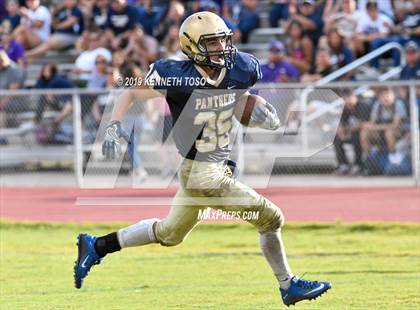 Thumbnail 2 in Warren @ O'Connor (Freshman A) photogallery.