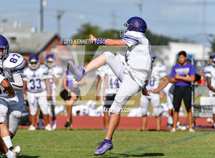Thumbnail 2 in Warren @ O'Connor (Freshman A) photogallery.