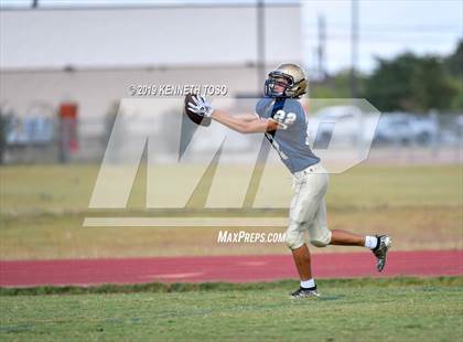 Thumbnail 3 in Warren @ O'Connor (Freshman A) photogallery.
