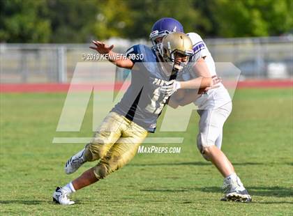 Thumbnail 1 in Warren @ O'Connor (Freshman A) photogallery.