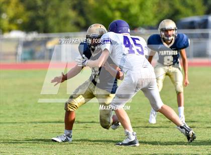 Thumbnail 1 in Warren @ O'Connor (Freshman A) photogallery.