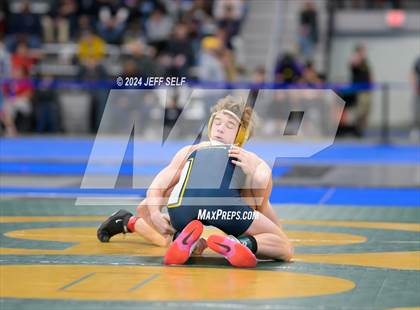 Thumbnail 2 in VHSL Class 5 State Championships 132lbs Final photogallery.