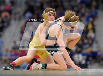 Thumbnail 3 in VHSL Class 5 State Championships 132lbs Final photogallery.