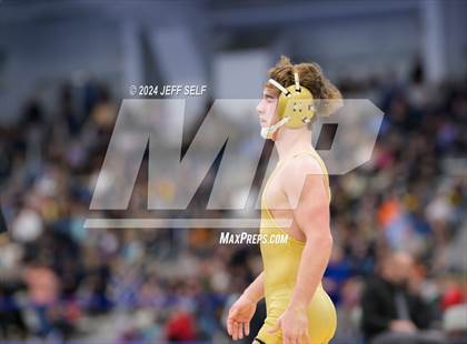 Thumbnail 1 in VHSL Class 5 State Championships 132lbs Final photogallery.