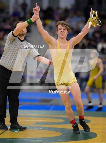 Thumbnail 3 in VHSL Class 5 State Championships 132lbs Final photogallery.