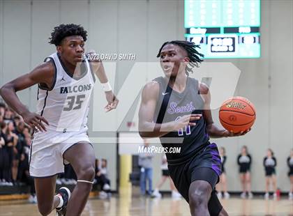 Thumbnail 3 in Staley vs. Park Hill South (MSHSAA Class 6 District 8 Semifinal) photogallery.