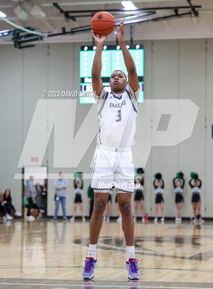 Thumbnail 2 in Staley vs. Park Hill South (MSHSAA Class 6 District 8 Semifinal) photogallery.