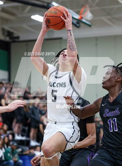 Thumbnail 2 in Staley vs. Park Hill South (MSHSAA Class 6 District 8 Semifinal) photogallery.