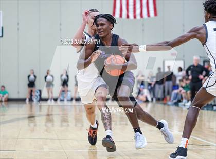 Thumbnail 2 in Staley vs. Park Hill South (MSHSAA Class 6 District 8 Semifinal) photogallery.