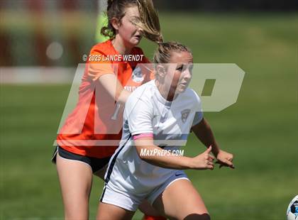 Thumbnail 2 in Cherokee Trail @ Lakewood photogallery.