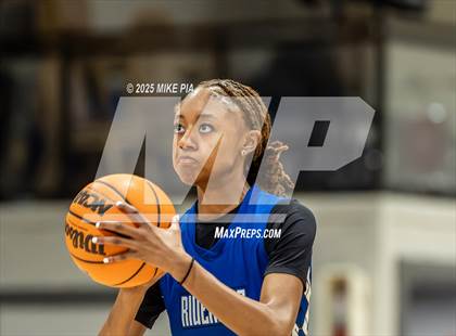 Thumbnail 1 in Fayetteville Christian vs. Riverside Christian Academy photogallery.