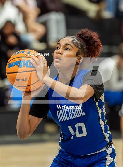 Thumbnail 1 in Fayetteville Christian vs. Riverside Christian Academy photogallery.