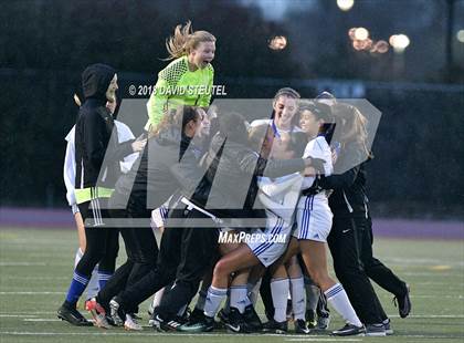 Thumbnail 3 in Granite Bay vs. Davis (CIF SJS D1 Final) photogallery.