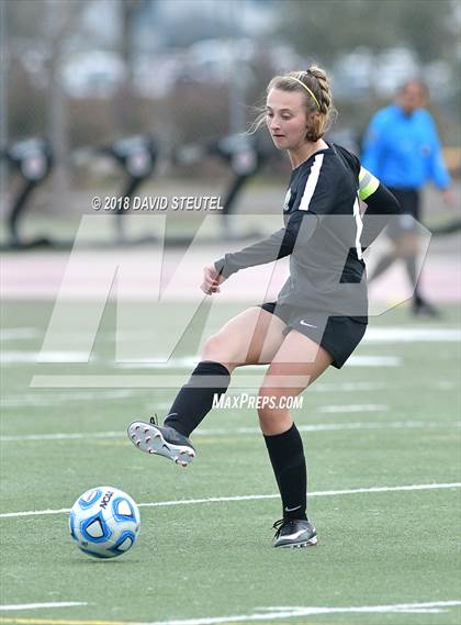Thumbnail 1 in Granite Bay vs. Davis (CIF SJS D1 Final) photogallery.