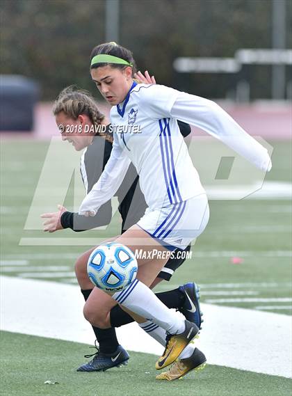 Thumbnail 2 in Granite Bay vs. Davis (CIF SJS D1 Final) photogallery.