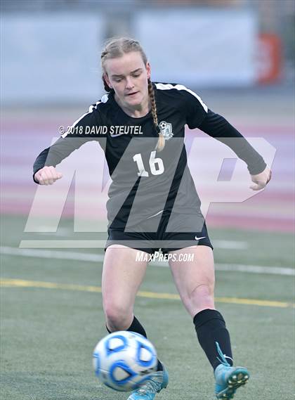 Thumbnail 2 in Granite Bay vs. Davis (CIF SJS D1 Final) photogallery.