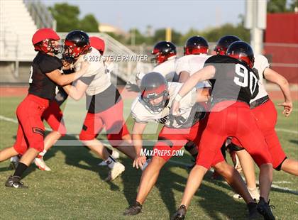 Thumbnail 2 in Liberty Intrasquad Scrimmage photogallery.