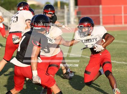 Thumbnail 3 in Liberty Intrasquad Scrimmage photogallery.