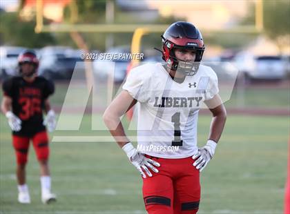 Thumbnail 3 in Liberty Intrasquad Scrimmage photogallery.