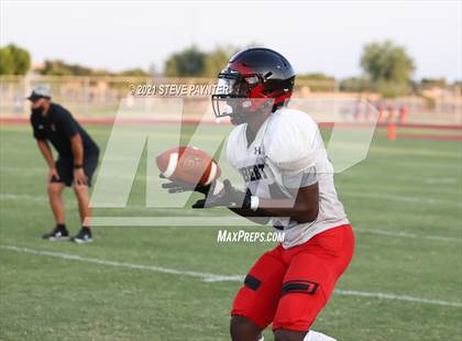 Thumbnail 3 in Liberty Intrasquad Scrimmage photogallery.