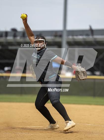 Thumbnail 2 in Glen Allen @ McLean (VHSL Class 6 State Semifinal) photogallery.