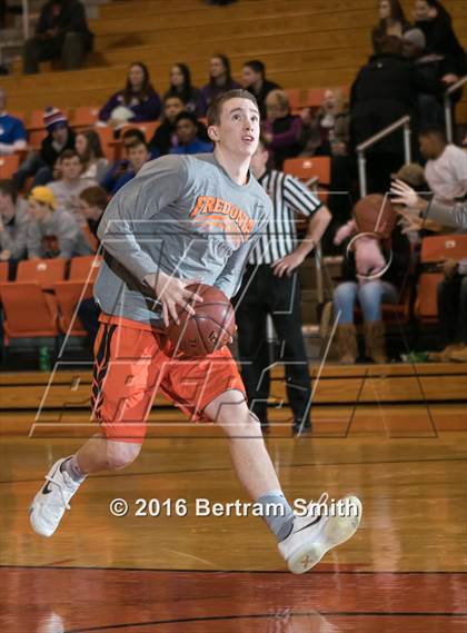 Thumbnail 1 in Royalton-Hartland vs. Fredonia photogallery.