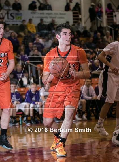 Thumbnail 3 in Royalton-Hartland vs. Fredonia photogallery.