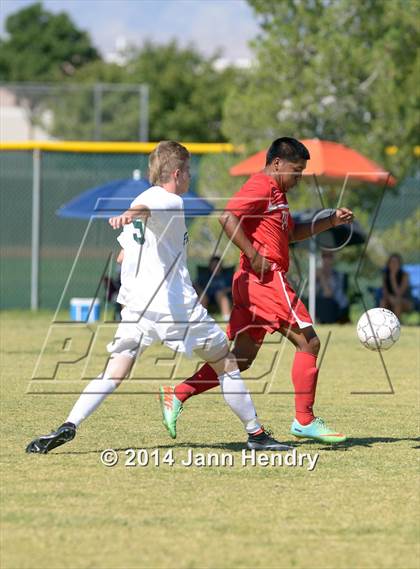 Thumbnail 3 in Southeast Career Tech vs. Palo Verde (So. Nevada Kick Off Classic) photogallery.