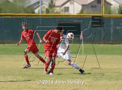 Thumbnail 3 in Southeast Career Tech vs. Palo Verde (So. Nevada Kick Off Classic) photogallery.