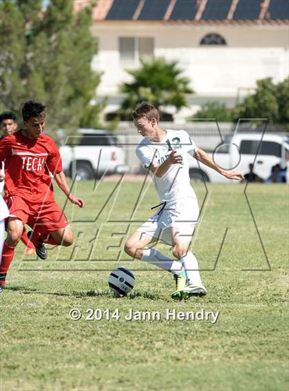 Thumbnail 3 in Southeast Career Tech vs. Palo Verde (So. Nevada Kick Off Classic) photogallery.