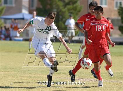 Thumbnail 2 in Southeast Career Tech vs. Palo Verde (So. Nevada Kick Off Classic) photogallery.
