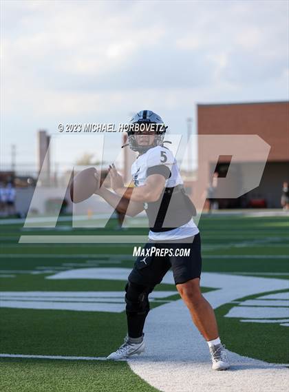 Thumbnail 1 in Guyer @ Prosper photogallery.