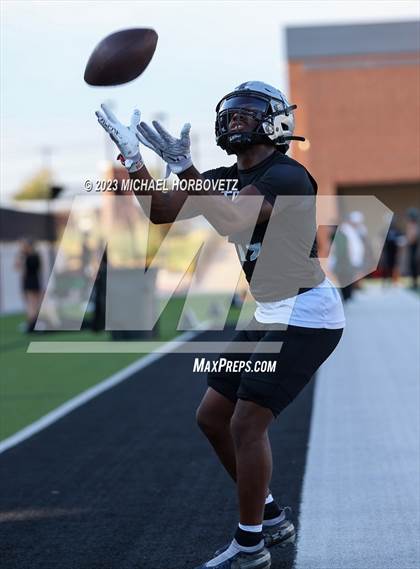 Thumbnail 1 in Guyer @ Prosper photogallery.