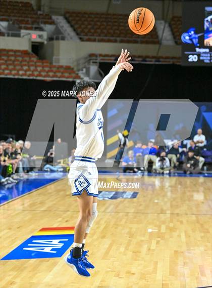 Thumbnail 1 in Valley Christian vs. Gilbert Christian (AIA Copper Final) photogallery.