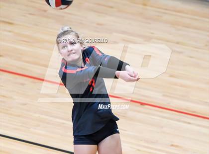 Thumbnail 1 in Sacred Heart vs. Village Christian (NIKE Tournament of Champions) photogallery.