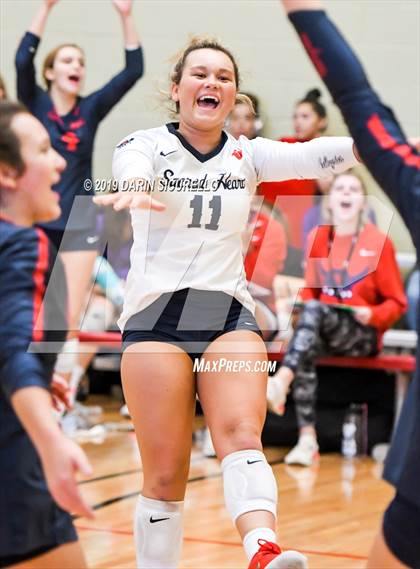 Thumbnail 2 in Sacred Heart vs. Village Christian (NIKE Tournament of Champions) photogallery.