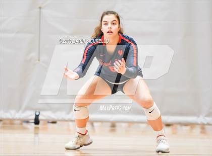 Thumbnail 1 in Sacred Heart vs. Village Christian (NIKE Tournament of Champions) photogallery.