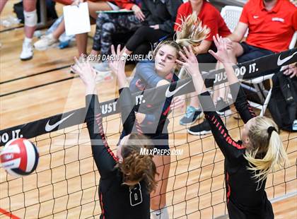 Thumbnail 1 in Sacred Heart vs. Village Christian (NIKE Tournament of Champions) photogallery.