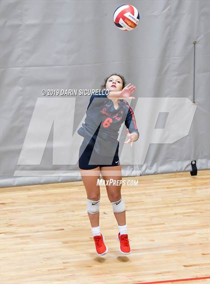 Thumbnail 3 in Sacred Heart vs. Village Christian (NIKE Tournament of Champions) photogallery.