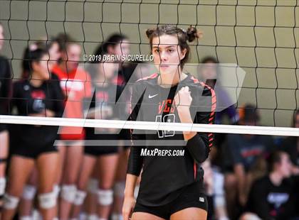 Thumbnail 1 in Sacred Heart vs. Village Christian (NIKE Tournament of Champions) photogallery.