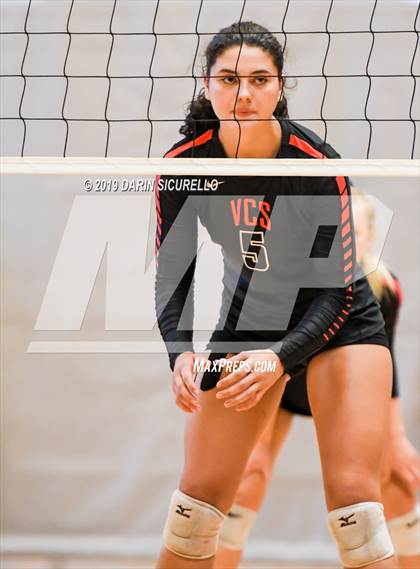 Thumbnail 2 in Sacred Heart vs. Village Christian (NIKE Tournament of Champions) photogallery.
